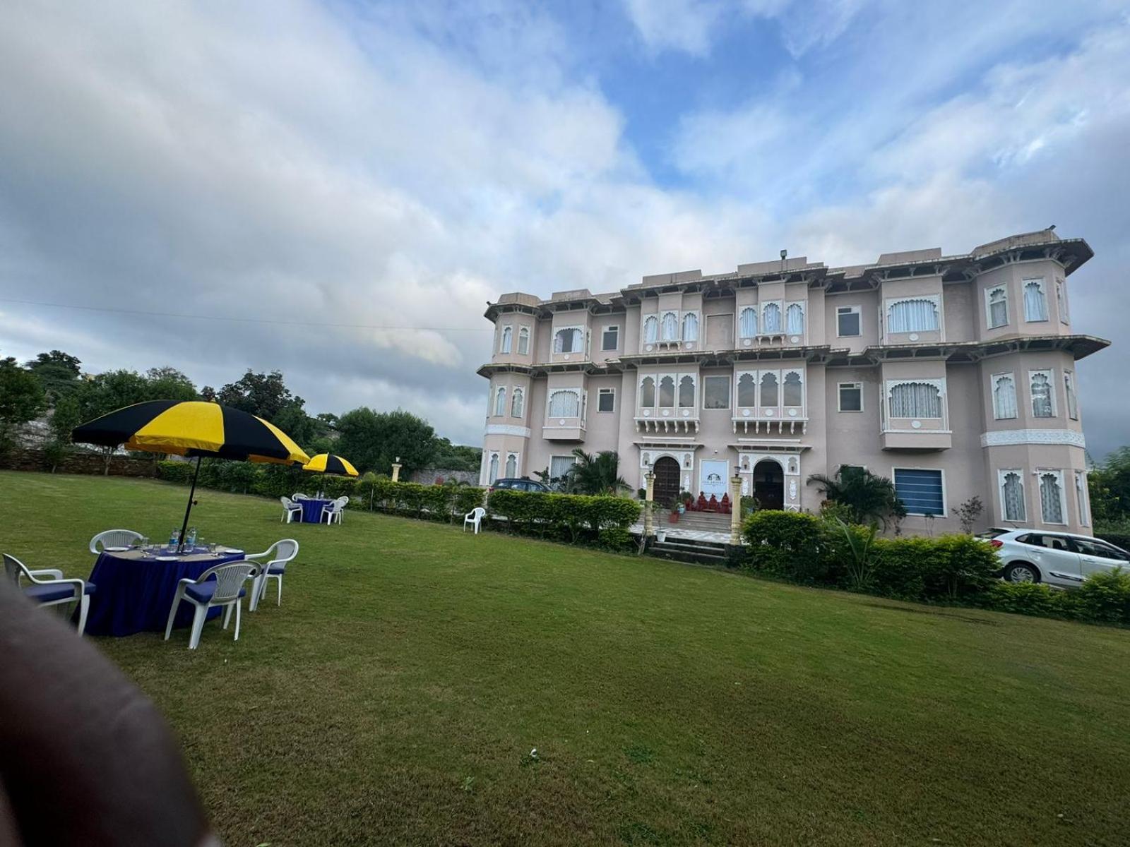 Jag Aravali Resort Udaipur By Naina Staycation - Best For Corporate Events - Family Parties - Mice Eksteriør bilde