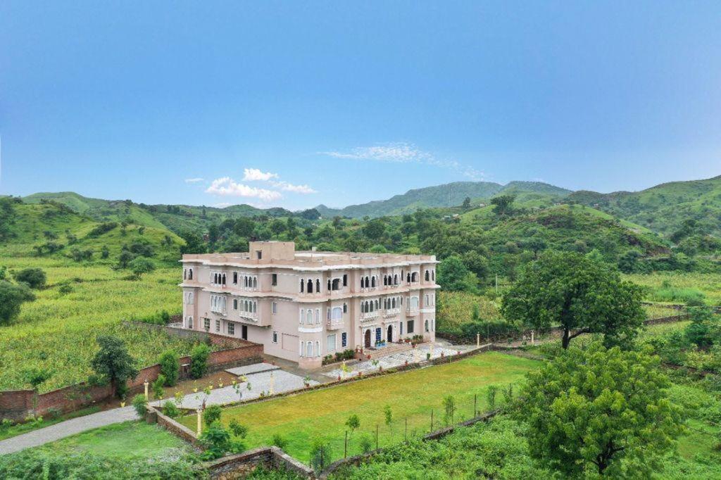 Jag Aravali Resort Udaipur By Naina Staycation - Best For Corporate Events - Family Parties - Mice Eksteriør bilde