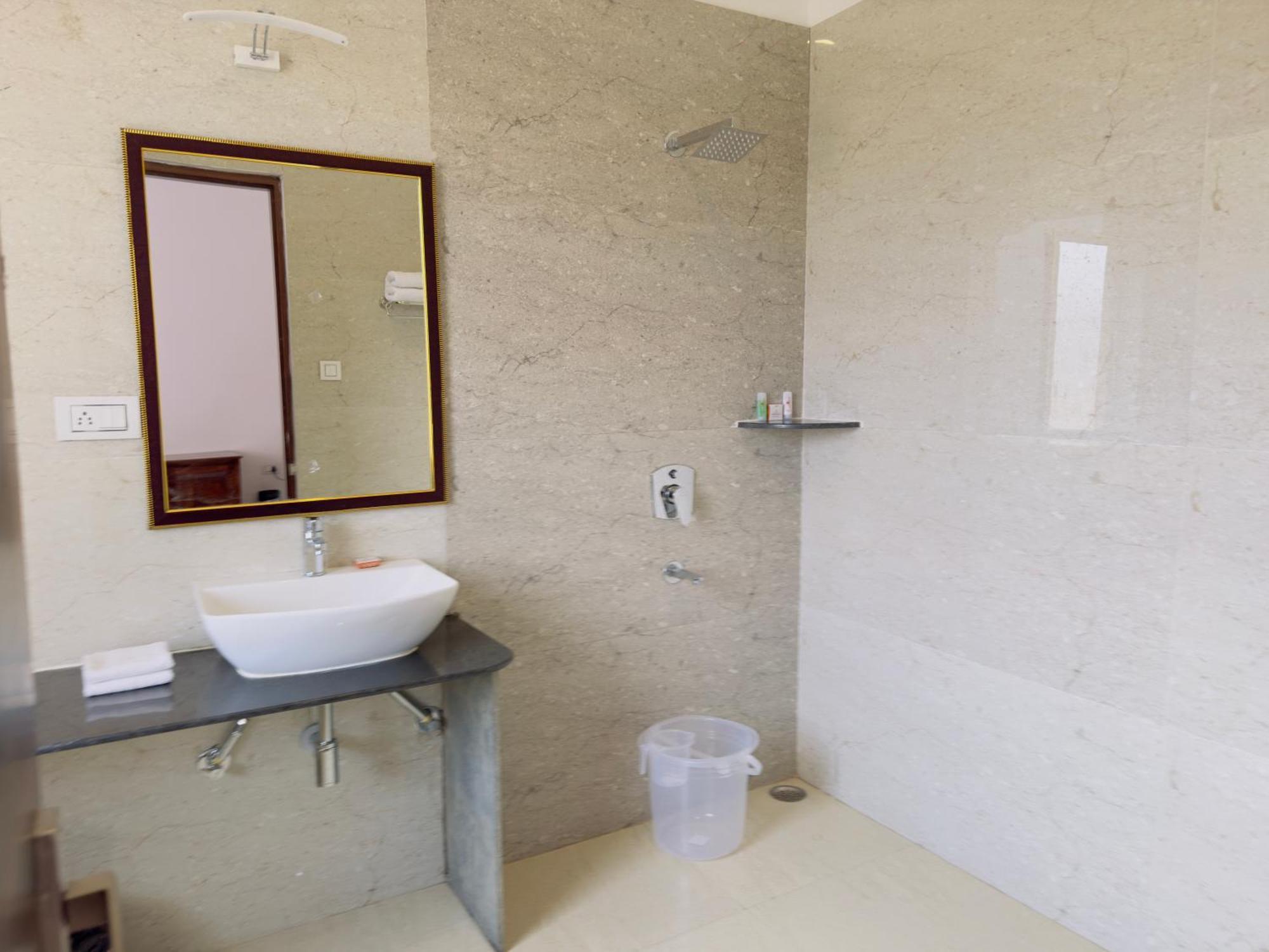 Jag Aravali Resort Udaipur By Naina Staycation - Best For Corporate Events - Family Parties - Mice Eksteriør bilde